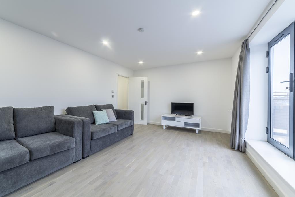Canning Town Stratford Apartments ลอนดอน ภายนอก รูปภาพ